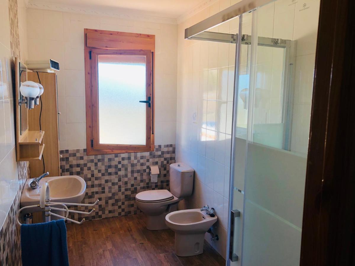 Chalet Embalse Bermejales Arenas del Rey Eksteriør bilde